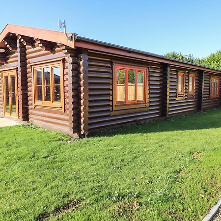 Holly Lodge Oakham Exterior photo